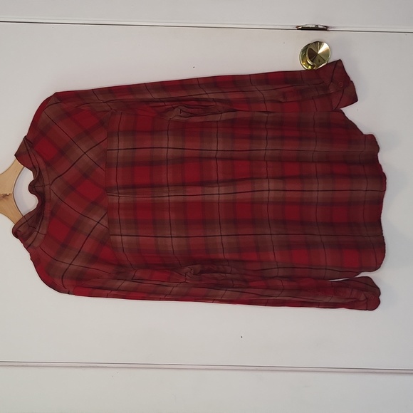 *3 for $15* Fall Red and Brown Plaid Button Up - Picture 4 of 6
